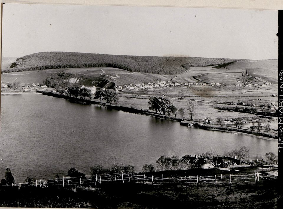 Tal der Zlota Lipa und Brzezany von Osten. (BildID 15734907)