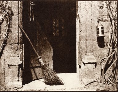 Talbot, William Henry Fox - »Die offene Tür«, aus »Der Stift der Natur« (Zeno Fotografie)