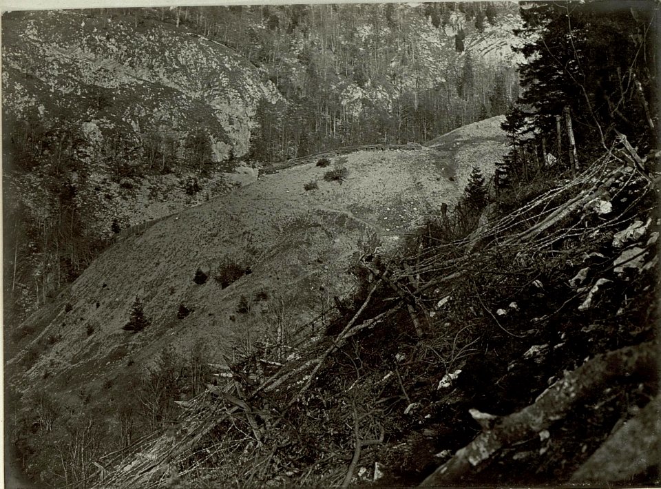 Talsperre im Abschnitt IV. Schutz des Sattels zur Golubar Planina aus dem Slatniktal. (BildID 15462903)