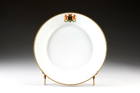 Tallrik. Vapenservisen - Hallwylska museet - 87095
