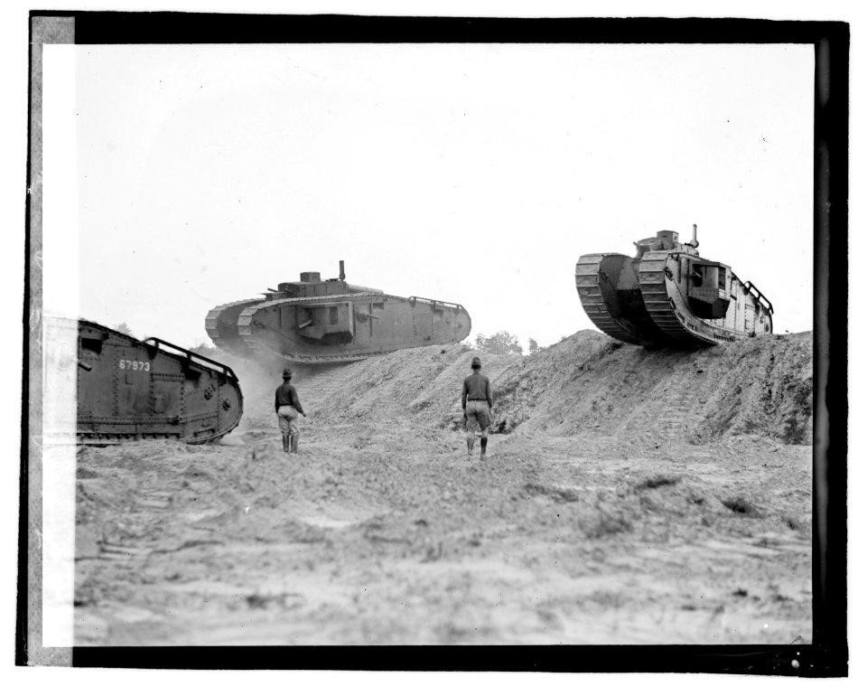 Tank demonstration, Camp Meade LOC npcc.06878