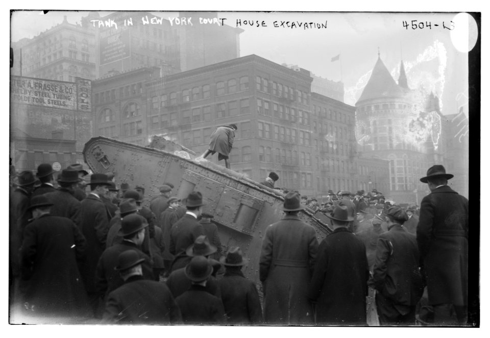 Tank in New York Court House excavation LCCN2014706436