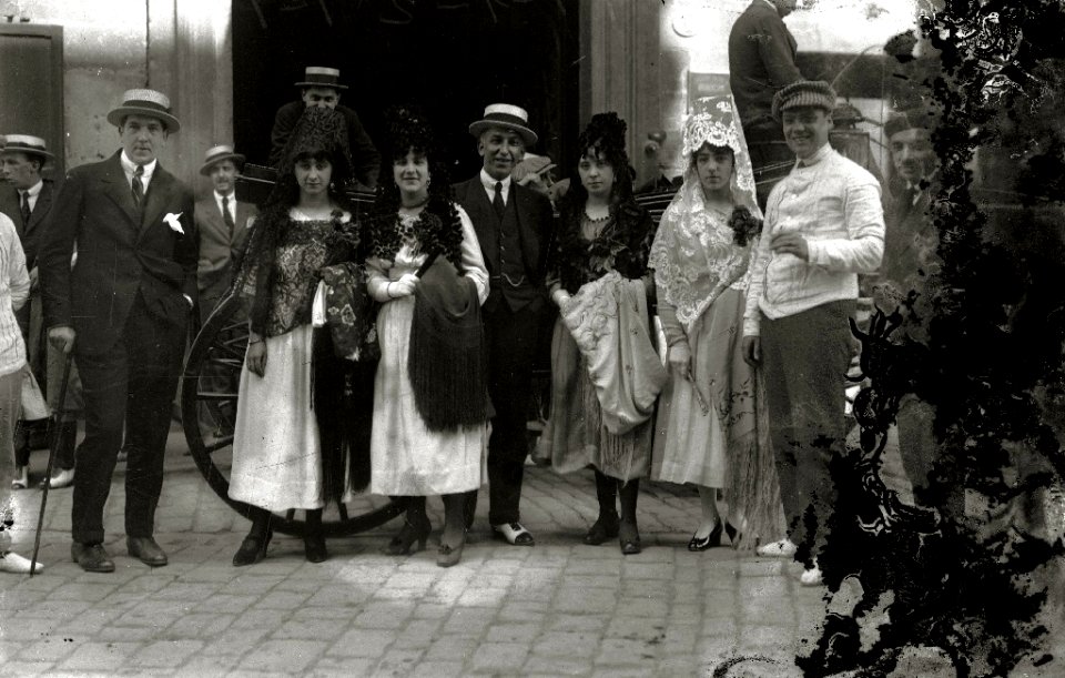 Tarde de toros en la plaza de 'El Txofre' (23 de 58) - Fondo Car-Kutxa Fototeka
