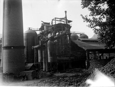 Tarascon - les hauts fourneaux, avril 1909