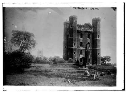 Tattershall Castle, Lincolnshire, England LCCN2014689737