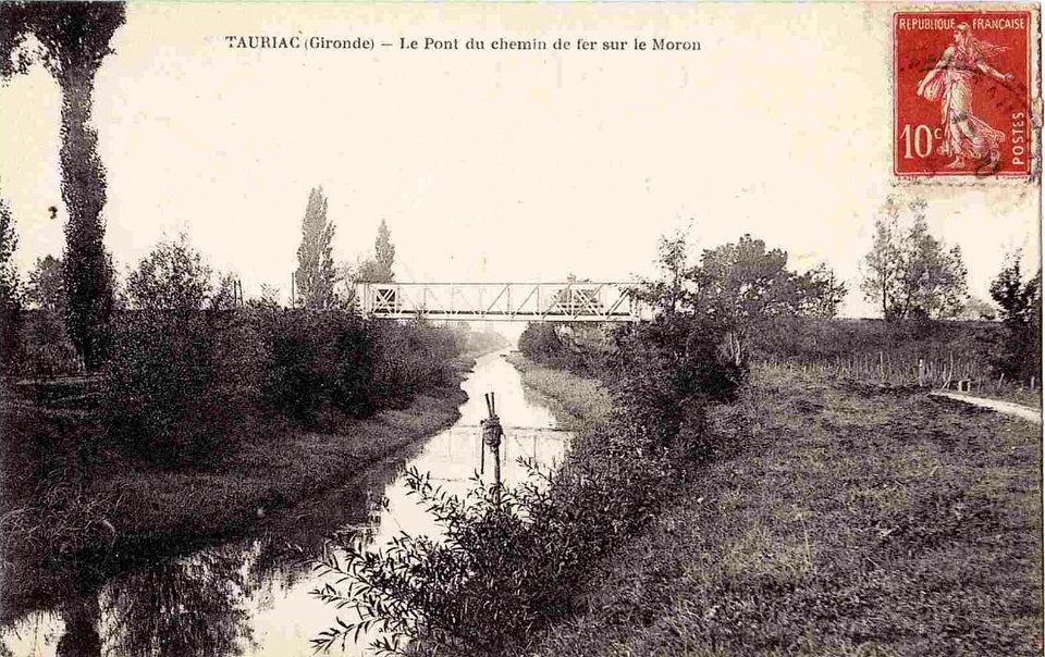 Tauriac - pont de chemin de fer