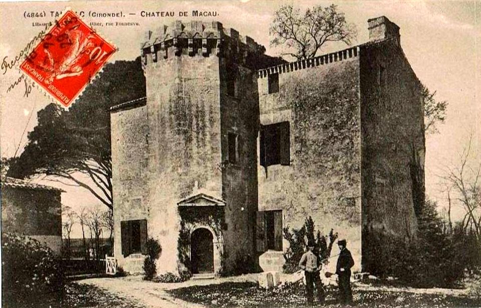 Tauriac - château de Macau 1