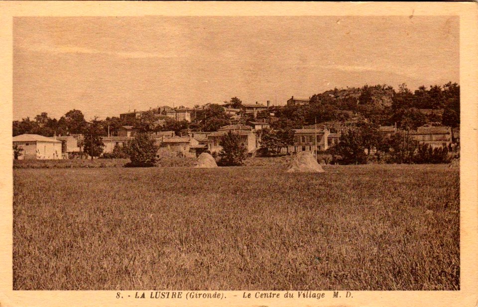 Tauriac - bourg 6