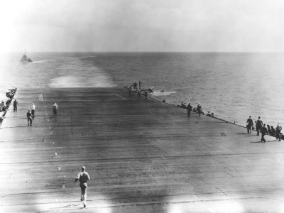TBD sinking astern of USS Enterprise (CV-6) in May 1942