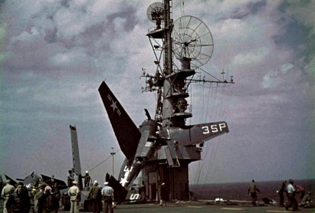 TBM-3E crash on USS Siboney (CVE-112) 1949
