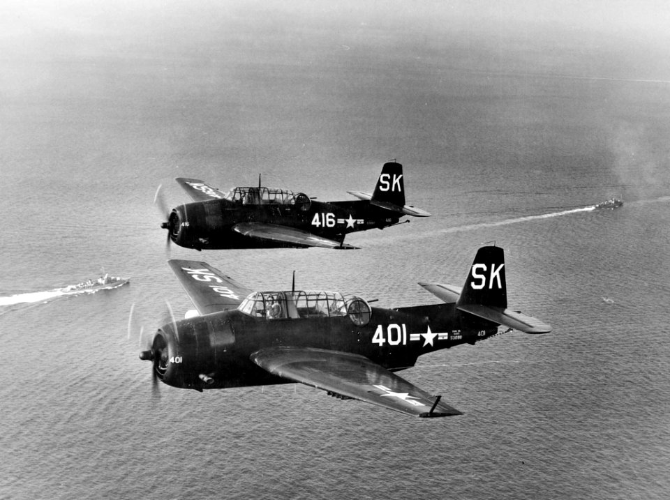 TBM-3Es VS-25 in flight c1950
