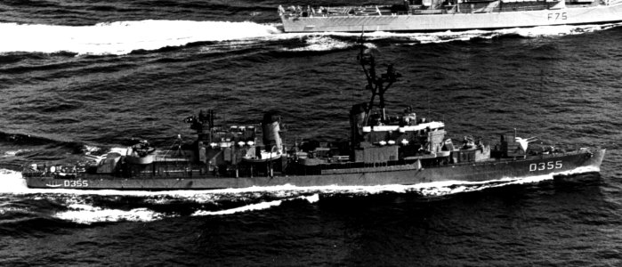 TCG Tınaztepe (D 355)