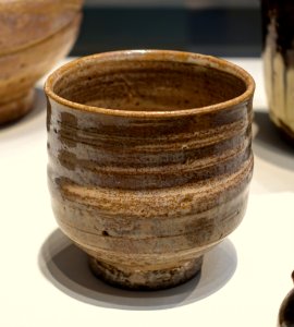 Teabowl, Japan, Agano kilns, Kamanokuchi kiln, Momoyama or Edo period, 1610-1630, stoneware, rice-straw-ash glaze - Freer Gallery of Art - DSC04774 photo