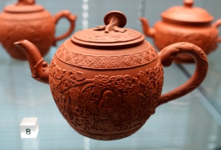 Teapot, England, 1700-1750, reddish brown stoneware - Germanisches Nationalmuseum - Nuremberg, Germany - DSC02618 photo