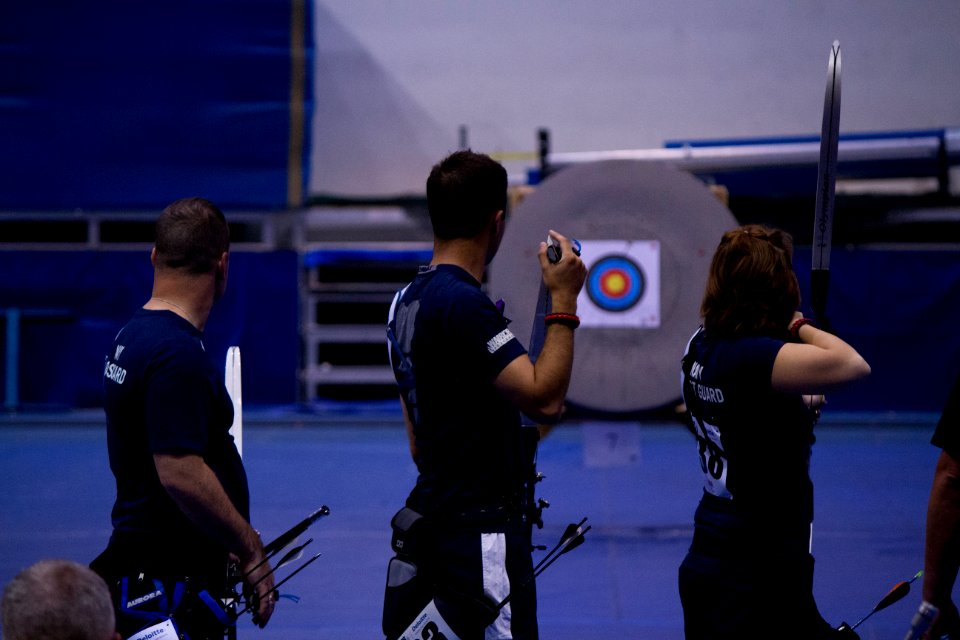 Team Navy-Coast Guard takes bronze in archery at 2012 Warrior Games 120502-N-AN499-153