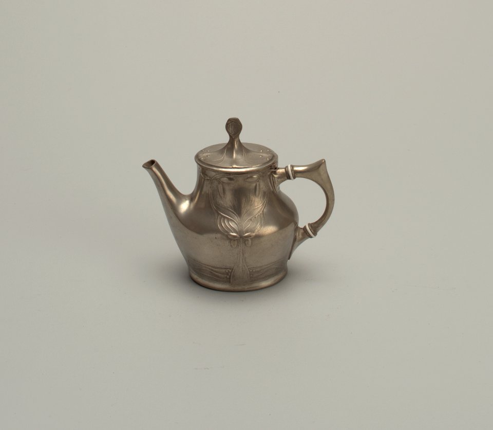 Teapot, 1900–1902 (CH 52027725-2)