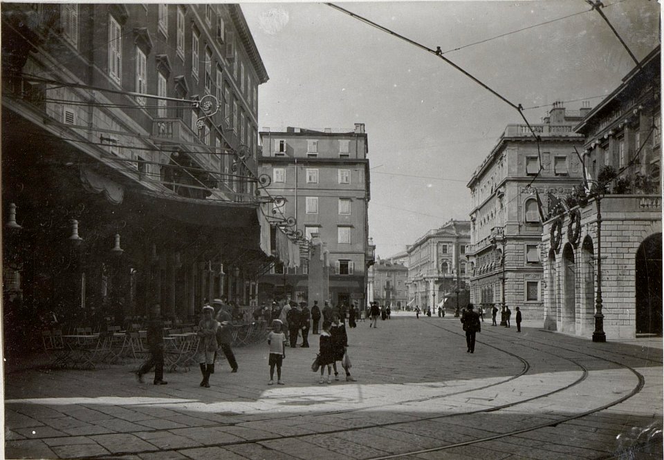 Teatro Comunale, Triest (BildID 15606194)