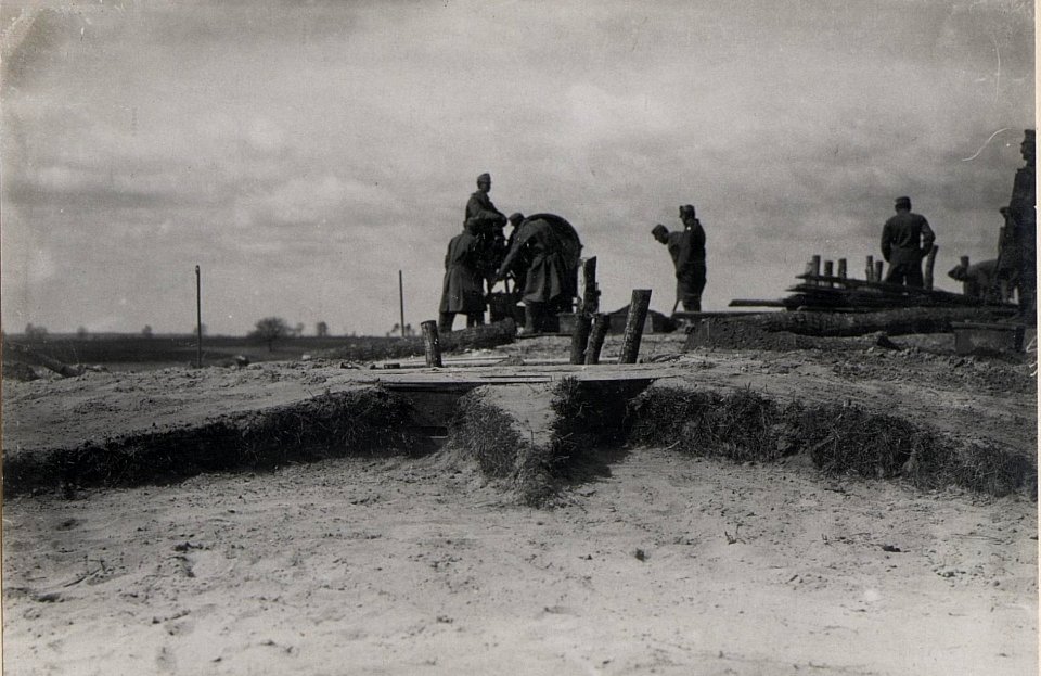 Technischer Kurs.Beobachterstand, Holzhaube. (BildID 15655805)
