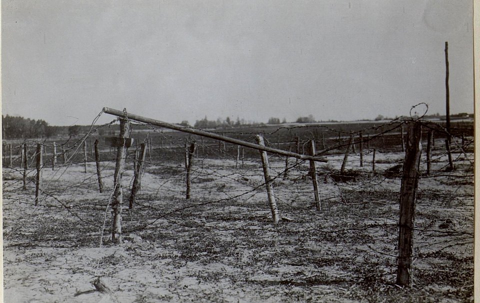Technischer Kurs. Hochgelagertes Rohr. (BildID 15655777)