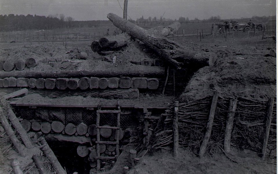 Technischer Kurs.Volltreffer im großen Liegekasten, Traverse links. (BildID 15663825)