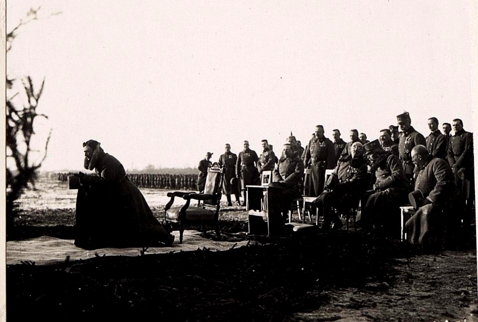 Teilnahm von Kaiser Karl an der Feldmesse (BildID 15705055)