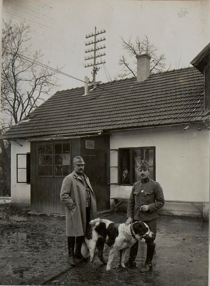 Telephonzentrale in Mahala. (BildID 15448563)
