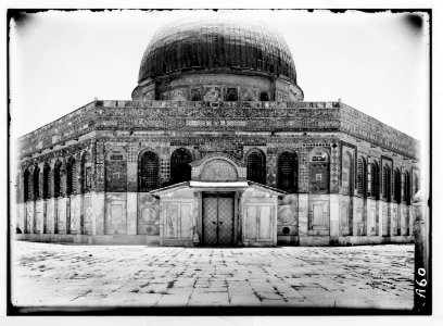 Temple area, Mosque of Omar (i.e., Dome of the Rock), etc. Details of the tiles on the mosque, north side. LOC matpc.05025