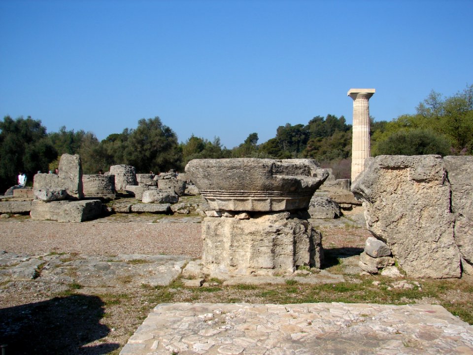 Tempio di Zeus Olimpia April 2006