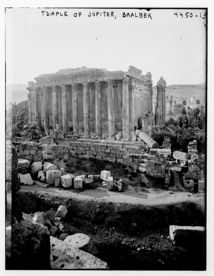 Temple of Jupiter, Baalbek LCCN2014706117
