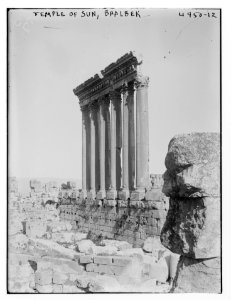 Temple of Sun, Baalbek LCCN2014706116