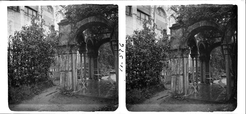 Templet al jardí de la casa del governador a Girona