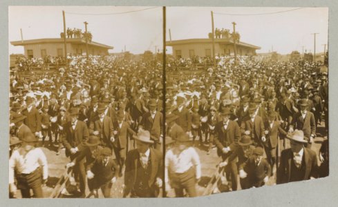 Temple, Texas, the town which commanded' the President's train to stop - greeting Pres. Roosevelt LCCN2013649470