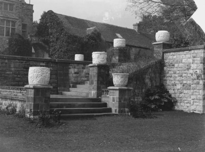 Terrace Steps, Miskin Manor, Llantrisant (4641652)