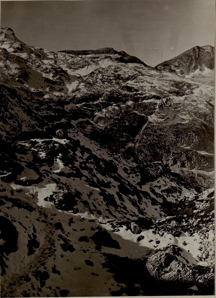 Terrainaufnahme uber Kote 1944.2178, Krnplateau, Krn, Vratakamm, Vk.Lemez aufgenommen cca 500xunterhalb Smogarcca.30 m. r.d. Sattel Kote 1944.Panorama. (BildID 15482566)