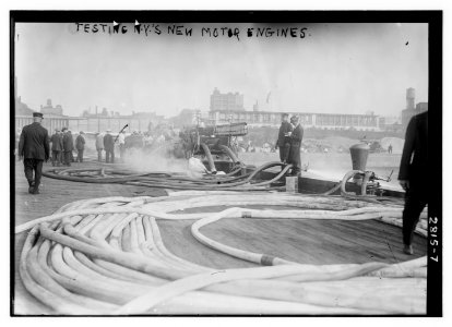 Testing N.Y.'s new motor engines LCCN2014694102