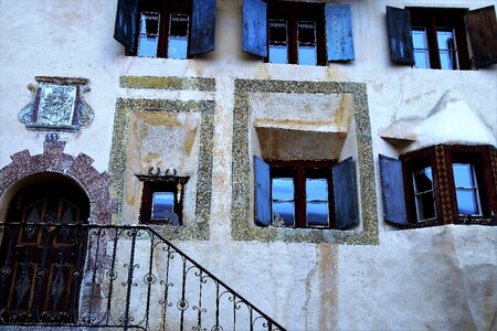House building old