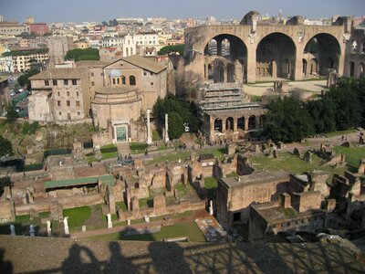 Antiquity romans architecture photo