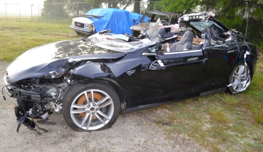 Tesla Model S (35366284636)
