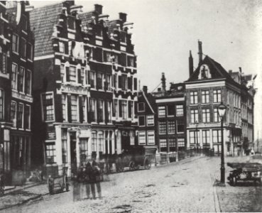 Texelsche Kade (nu deel van de Prins Hendrikkade) hoek Martelaarsgracht photo