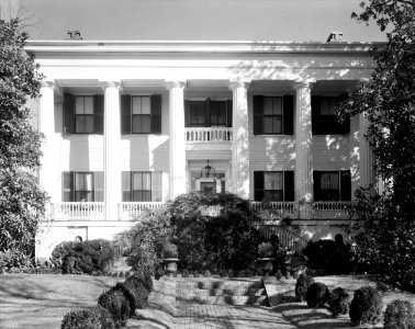 Thaddeus Goode Holt Peeler House Macon Georgia by Frances Benjamin Johnston
