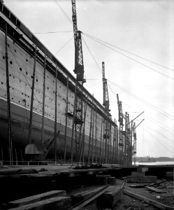 The 'Aquitania' (1914) before launch RMG G10708