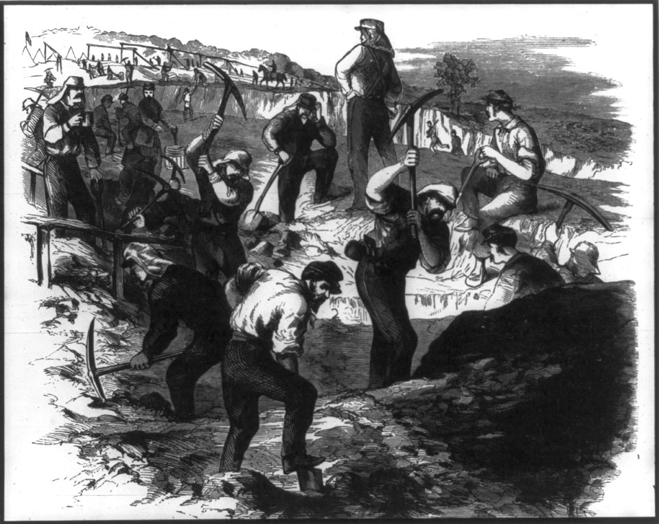 The 1st Michigan Regiment and Ellsworth Zouaves in the entrenchments at Alexandria, Va. LCCN2002705588