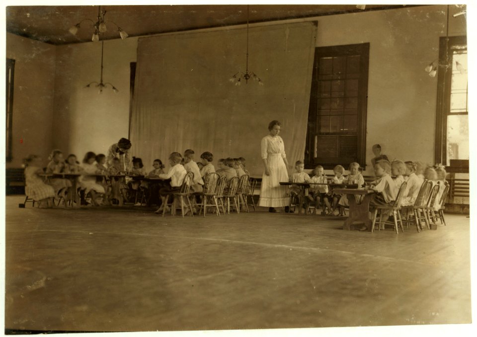The 'Kinleygarten' (the mill policeman called it) at Lynchburg (Va.) Cotton Mills. The children of the mill settlement, from 6 to 8 years attend. Several older boys (see exterior photo, LOC nclc.02156