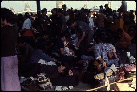 The air evacuation of siege-stricken Vietnamese from Saigon to the U.S. was conducted after the Babylift operation.... - NARA - 542335 photo