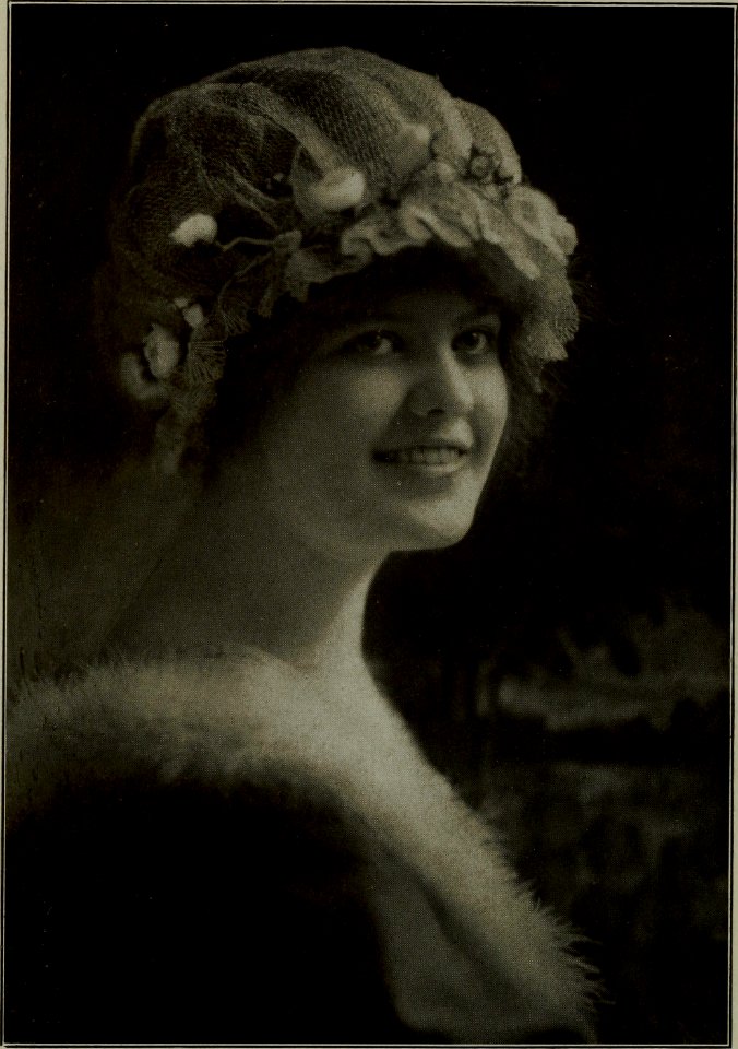 The American annual of photography (1912) (14579013910)