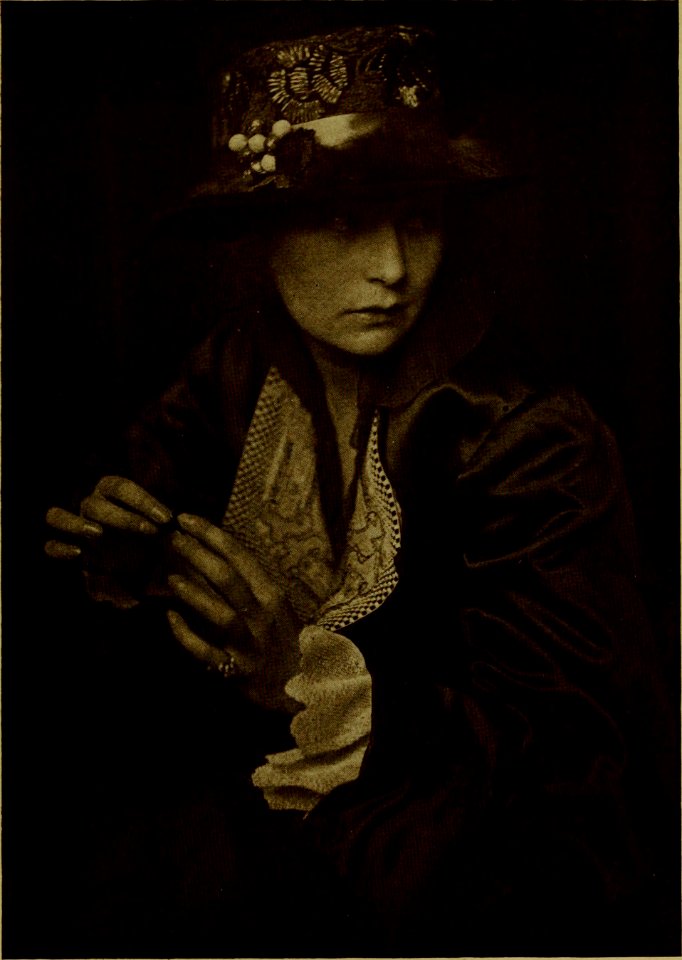 The American annual of photography (1918) (14800987963)