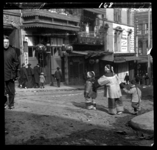 The crossing, Chinatown, San Francisco LOC agc.7a08993