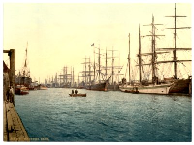 The Elbe, Hamburg, Germany-LCCN2002713691