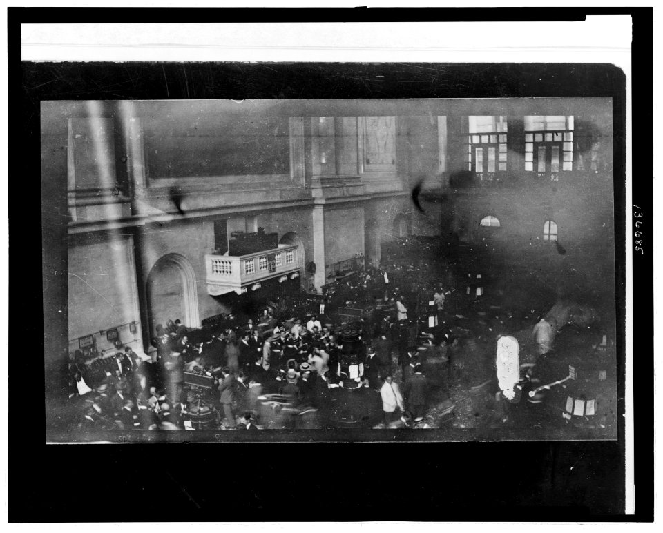 The floor of the New York Stock Exchange, secretly shot with a camera hidden in the photographer's sleeve LCCN2006685053