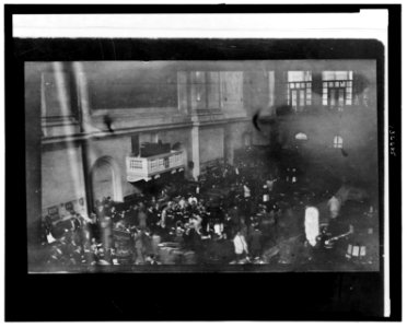 The floor of the New York Stock Exchange, secretly shot with a camera hidden in the photographer's sleeve LCCN2006685053